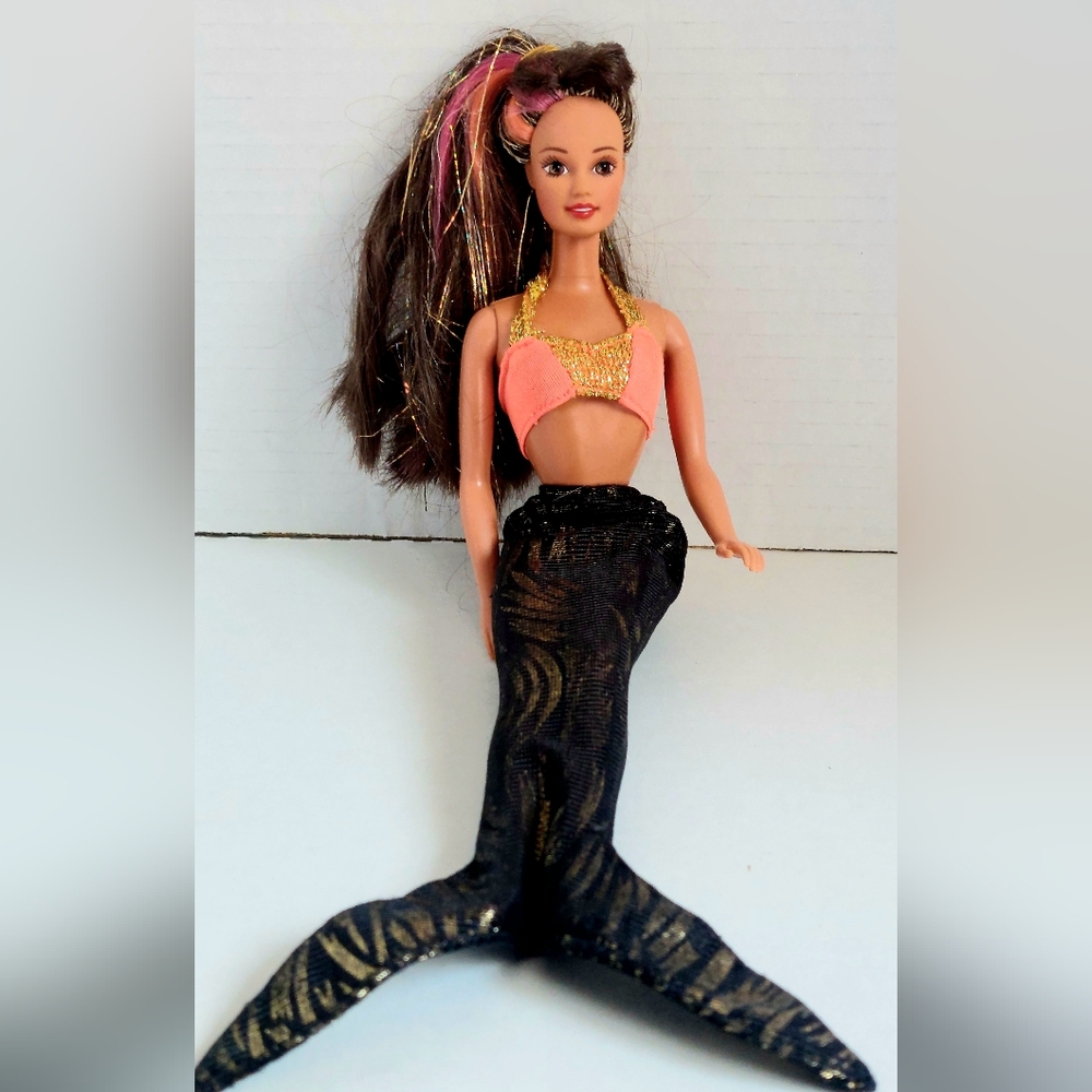 Barbie Teresa Glitter Hair Brunette Doll W/Cloth Mermaid Tail READ Description!
